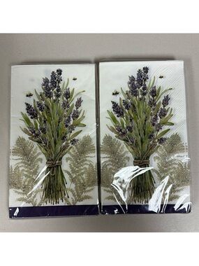 Fresh Lavender Floral Bouquet White Purple Set of 15 x 2 Guest Size Napkins